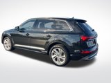 Used 2023 Audi Q7 3.0T Prestige image 3
