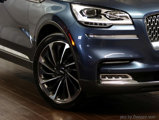 Used 2020 Lincoln Aviator Reserve w/ Equipment Group 202A image 3