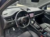 Used 2025 Porsche Macan image 4