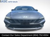 Used 2025 Hyundai Elantra Sport image 2