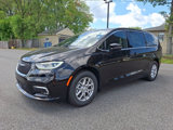 New 2026 Chrysler Pacifica Select image 3