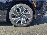 New 2025 Jeep Wagoneer Limited image 2