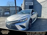 Used 2018 Toyota Camry SE image 3