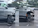 New 2025 GMC Yukon Elevation image 4