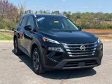 Used 2024 Nissan Rogue SV w/ SV Premium Package image 3