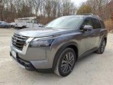 New 2025 Nissan Pathfinder SL w/ SL Premium Package image 2
