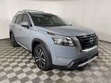 New 2025 Nissan Pathfinder Platinum image 2