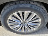 New 2025 INFINITI QX80 Sensory image 3
