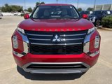New 2025 Mitsubishi Outlander SE image 2