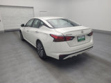 Used 2023 Nissan Altima 2.5 SV image 5