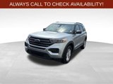 Used 2023 Ford Explorer XLT image 3