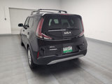 Used 2023 Kia Soul LX image 6