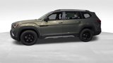 New 2025 Volkswagen Atlas Peak Edition SE image 2