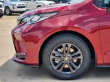 New 2025 Toyota Sienna XSE image 5
