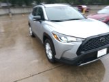 Used 2025 Toyota Corolla Cross LE image 3
