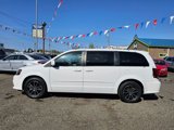 Used 2016 Dodge Grand Caravan SXT w/ UConnect Hands-Free Group image 4
