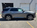 New 2025 Nissan Pathfinder Platinum image 2