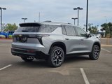New 2026 Chevrolet Traverse High Country image 2