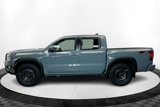 New 2025 Nissan Frontier PRO-4X w/ Pro Premium Package image 2