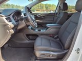 Used 2023 GMC Acadia SLE w/ Driver Convenience Package image 3