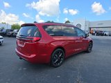 New 2026 Chrysler Pacifica Limited image 2