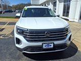 New 2025 Volkswagen Atlas SE image 2