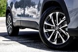 Used 2024 Toyota Corolla Cross XLE image 2