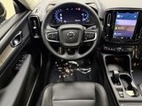 Used 2024 Volvo XC40 B5 Core image 4