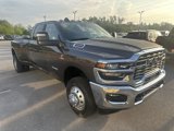 New 2025 RAM 3500 Big Horn image 4