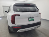 Used 2022 Kia Telluride LX image 6