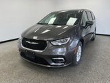 Used 2023 Chrysler Pacifica Touring-L image 3