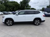 Used 2024 Volkswagen Atlas SE image 2