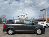 Used 2018 Dodge Grand Caravan SE w/ UConnect Hands-Free Group image 2