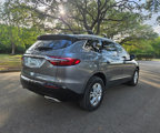 Used 2020 Buick Enclave Essence image 4