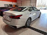 Used 2023 Nissan Altima 2.5 SV image 3