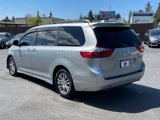 Used 2020 Toyota Sienna XLE image 5