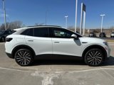 New 2025 Volkswagen ID.4 Pro image 6