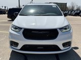 New 2025 Chrysler Pacifica Limited image 2