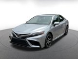 Used 2024 Toyota Camry SE image 5