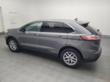 Used 2023 Ford Edge SEL image 3