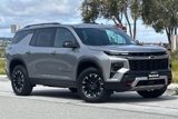 New 2025 Chevrolet Traverse Z71 w/ Enhanced Driving Package image 2