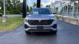 New 2026 Volkswagen Atlas SEL Premium R-Line image 2