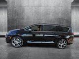 New 2025 Chrysler Pacifica Pinnacle image 5