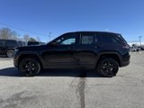 New 2025 Jeep Grand Cherokee Altitude image 2