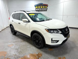 Used 2017 Nissan Rogue SV image 2