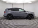 New 2025 Volkswagen Atlas Peak Edition SE image 5