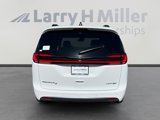 New 2025 Chrysler Pacifica Limited image 4