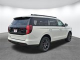 New 2025 Ford Expedition Platinum image 4