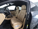 Certified 2025 Porsche Macan image 5