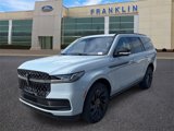 New 2025 Lincoln Navigator Reserve w/ Jet Appearance Package image 3
